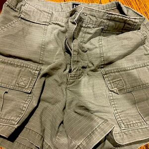 GAP green khaki quick dry shorts